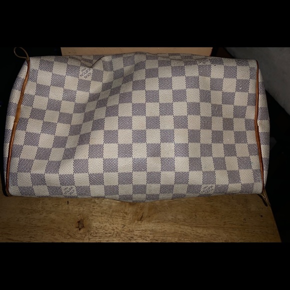 100% authentic Louis Vuitton Speedy 30 Bag - Picture 9 of 11